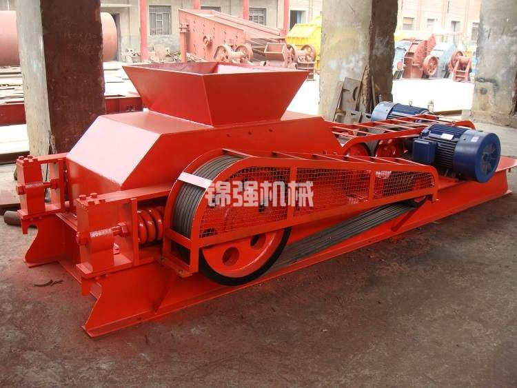 雙齒輥破碎機(圖2) 雙齒輥式破碎機(圖2)